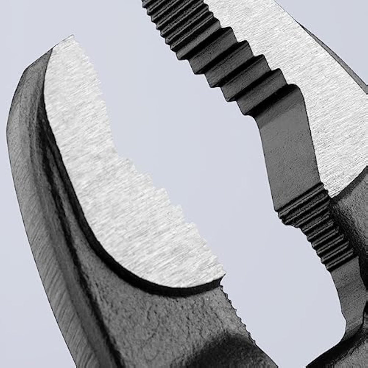 5-piece cobra pliers set in black with tool roll